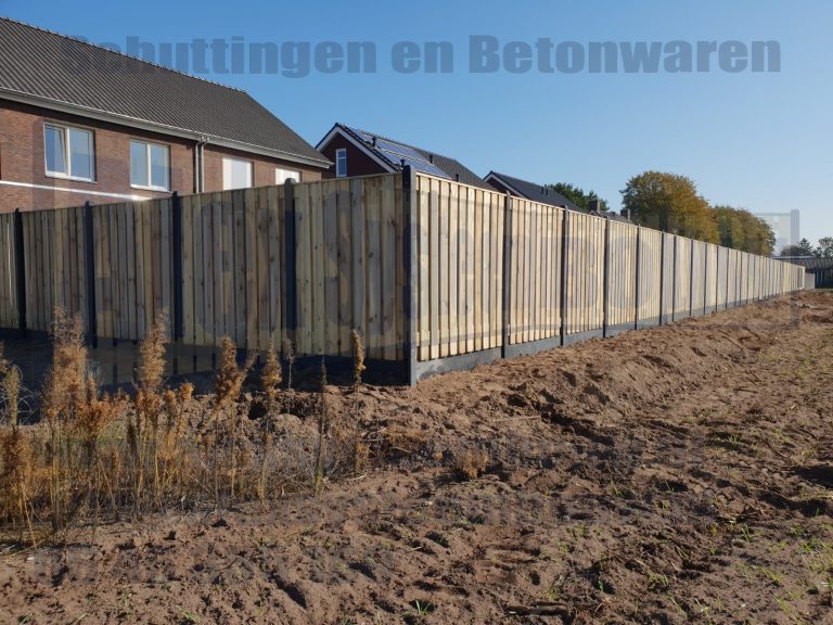 Schutting met 21 planks grenen tuinschermen